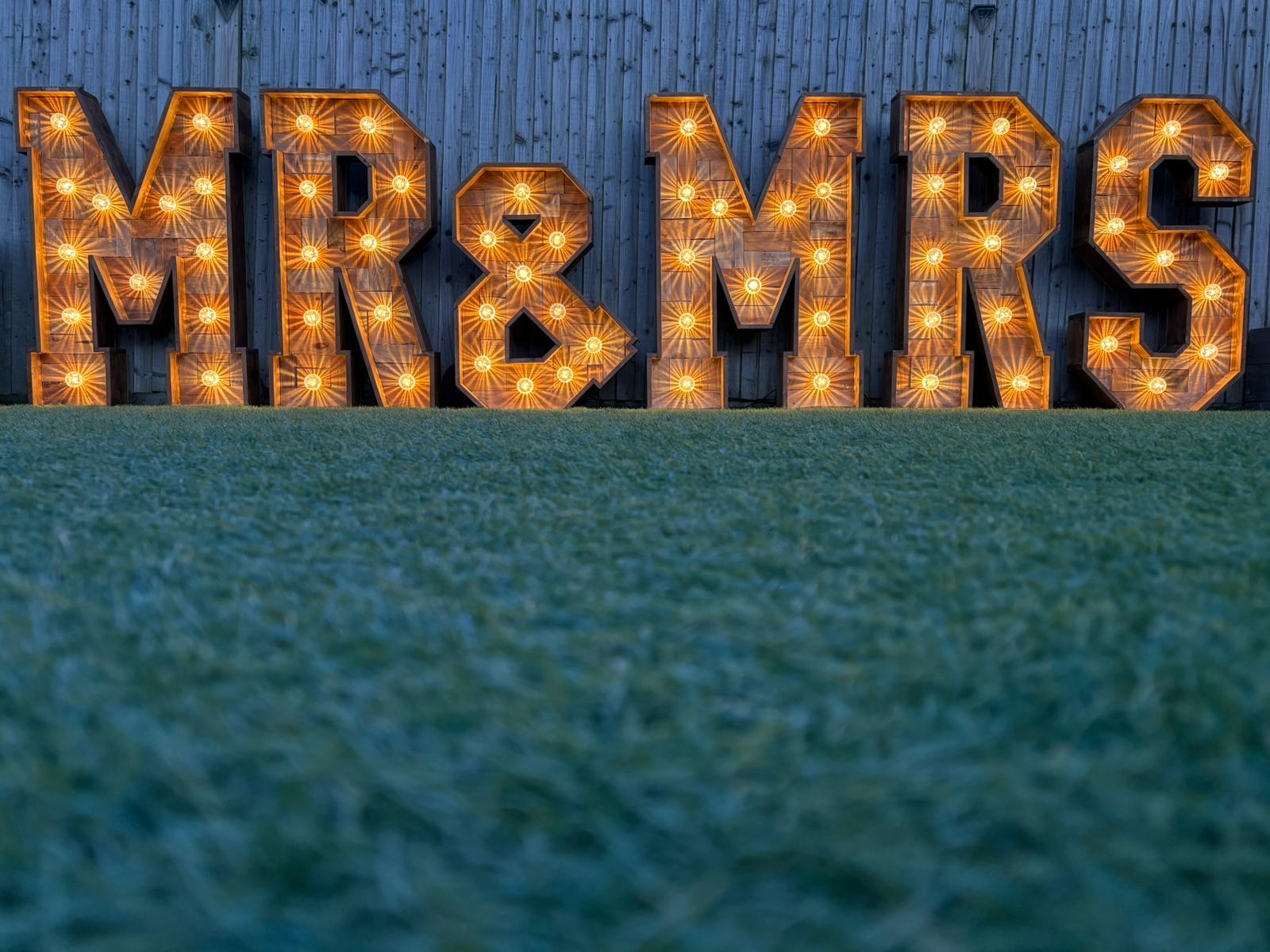 Peachey Events MR & MRS illuminated light up letters